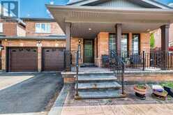 60 FOUR SEASONS CIRCLE | Brampton Ontario | Slide Image Two