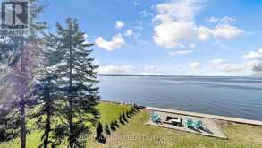 36 SHIRLEA BOULEVARD | Georgina Ontario | Slide Image Eight