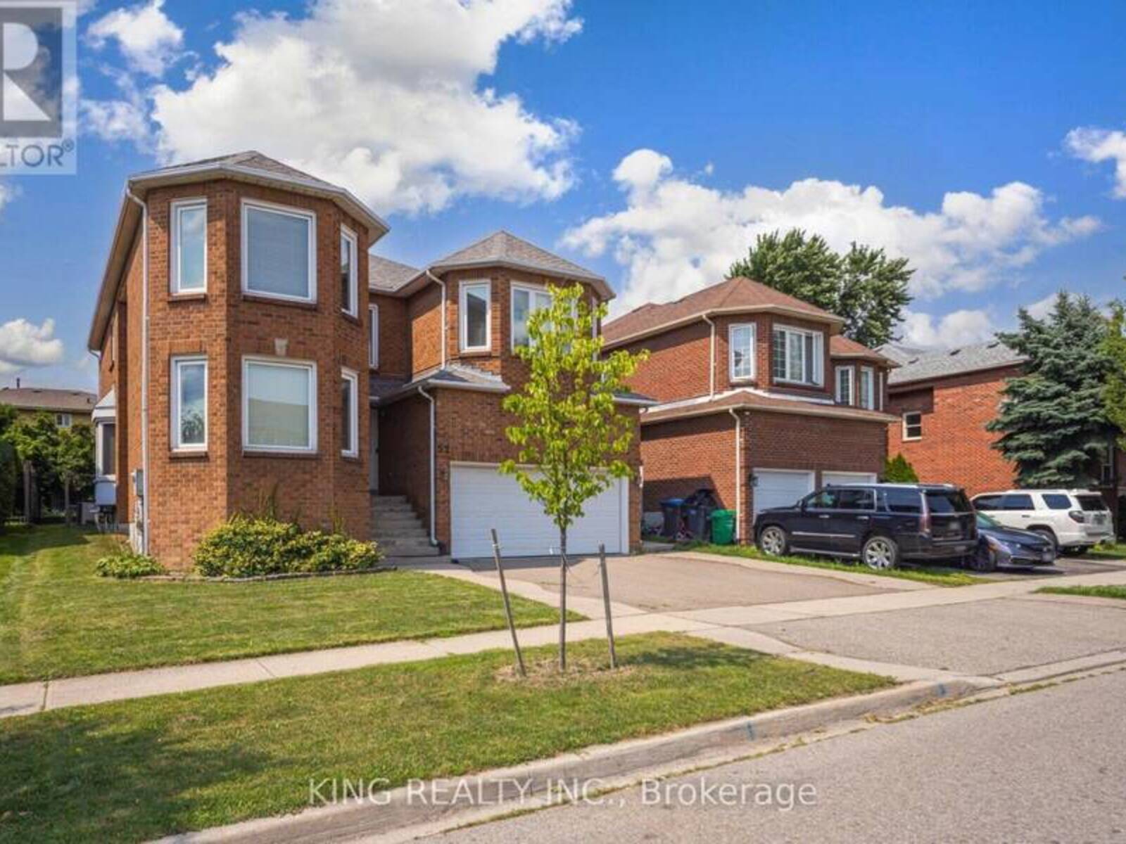 52 LEEWARD DRIVE, Brampton, Ontario L6S 5V8