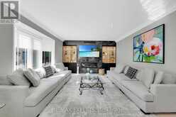 91 HUNTERWOOD CHASE | Vaughan Ontario | Slide Image Fourteen