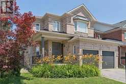 62 BLACKFRIAR AVENUE | Whitby Ontario | Slide Image Three