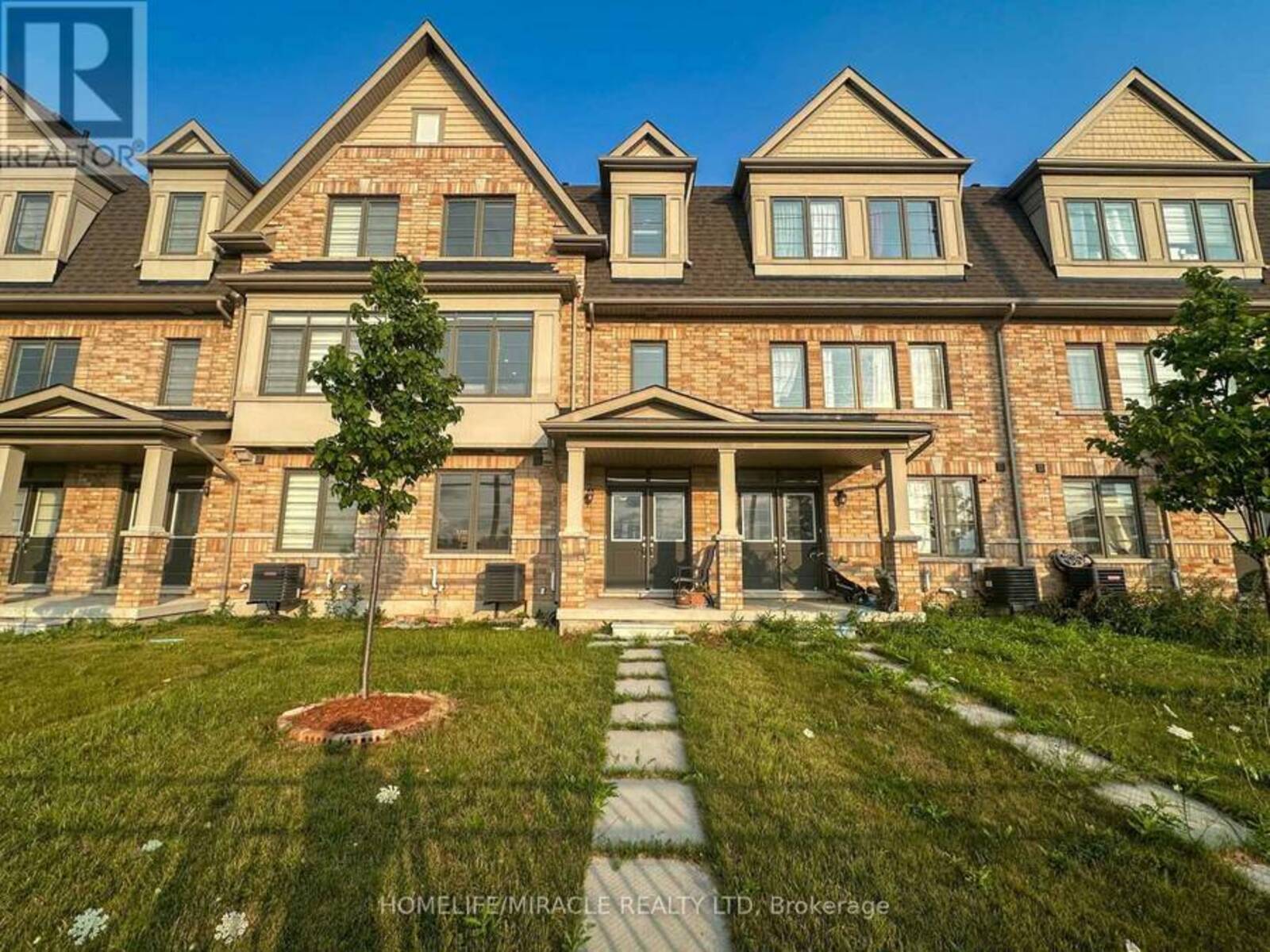 58 FRUITVALE CIRCLE, Brampton, Ontario L7A 5B8
