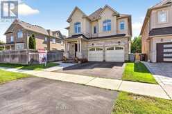 15 BONNIE BRAES DRIVE | Brampton Ontario | Slide Image Four