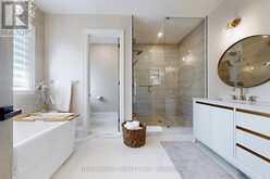 8 KNOWLES CRESCENT | Rosseau Ontario | Slide Image Nineteen