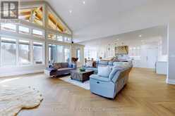 8 KNOWLES CRESCENT | Rosseau Ontario | Slide Image One