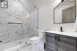 8 KNOWLES CRESCENT | Rosseau Ontario | Slide Image Twenty-one