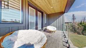8 KNOWLES CRESCENT | Rosseau Ontario | Slide Image Twenty-three