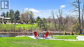 8 KNOWLES CRESCENT | Rosseau Ontario | Slide Image Forty-one