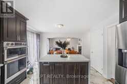 48 NASHVILLE CIRCLE | Hamilton Ontario | Slide Image Ten