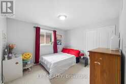 48 NASHVILLE CIRCLE | Hamilton Ontario | Slide Image Thirty
