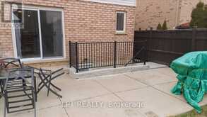 48 NASHVILLE CIRCLE | Hamilton Ontario | Slide Image Thirty-five