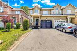 28 CEDARVALLEY BOULEVARD | Brampton Ontario | Slide Image Four