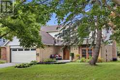 416 CLAIRBROOK CRESCENT | Waterloo Ontario | Slide Image One