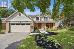 416 CLAIRBROOK CRESCENT | Waterloo Ontario | Slide Image Two