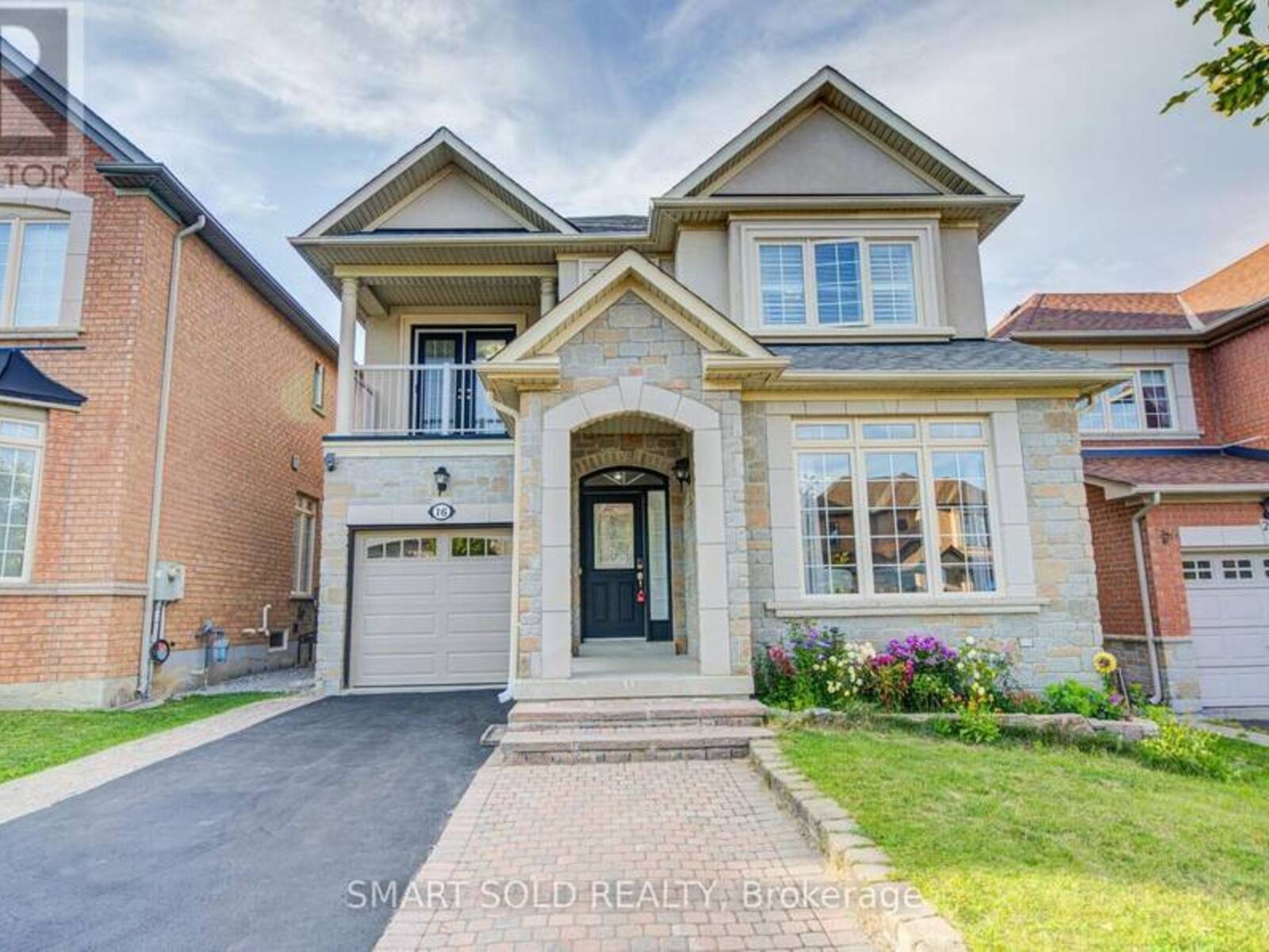 16 BURGUNDY TRAIL, Vaughan, Ontario L4J 8X5
