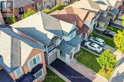 16 BURGUNDY TRAIL | Vaughan Ontario | Slide Image Three