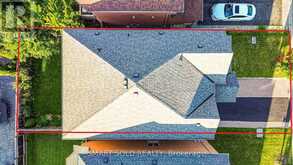 16 BURGUNDY TRAIL | Vaughan Ontario | Slide Image Four