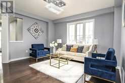 206 CRAFTER CRESCENT | Hamilton Ontario | Slide Image Five