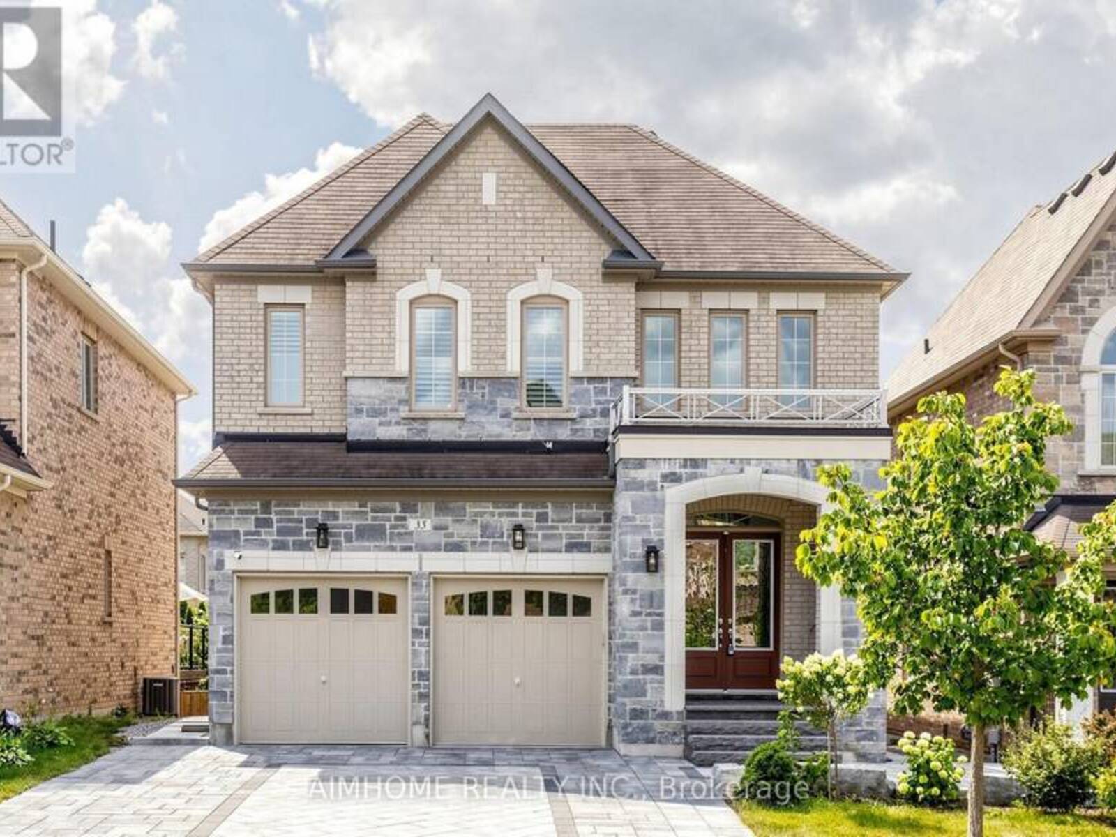 35 MARBROOK STREET, Richmond Hill, Ontario L4C 0Y9