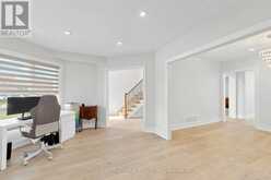 50 SPRINGER DRIVE | Richmond Hill Ontario | Slide Image Twelve