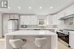 50 SPRINGER DRIVE | Richmond Hill Ontario | Slide Image Fifteen