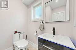 50 SPRINGER DRIVE | Richmond Hill Ontario | Slide Image Seventeen