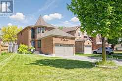 50 SPRINGER DRIVE | Richmond Hill Ontario | Slide Image One