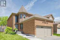 50 SPRINGER DRIVE | Richmond Hill Ontario | Slide Image Three