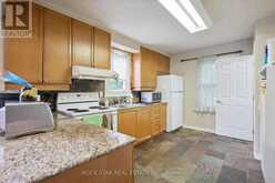 16 BEAUCOURT PLACE | Hamilton Ontario | Slide Image Five