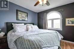 42 FARMSTEAD CRESCENT | Barrie Ontario | Slide Image Eighteen