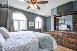 42 FARMSTEAD CRESCENT | Barrie Ontario | Slide Image Nineteen