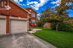 42 FARMSTEAD CRESCENT | Barrie Ontario | Slide Image Two