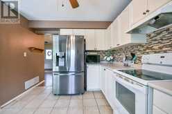 42 FARMSTEAD CRESCENT | Barrie Ontario | Slide Image Eight