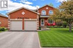 42 FARMSTEAD CRESCENT | Barrie Ontario | Slide Image One