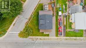 35 ARTHUR STREET N | Elmira Ontario | Slide Image Thirty-two