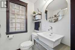35 ARTHUR STREET N | Elmira Ontario | Slide Image Nine
