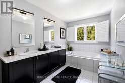 216 GREENWOOD ROAD | Whitchurch-Stouffville Ontario | Slide Image Twenty