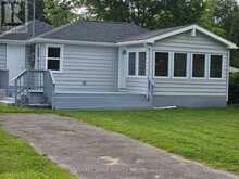 27 BLUE HERON DRIVE | Georgina Ontario | Slide Image Three