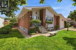 343 DUNCOMBE DRIVE | Burlington Ontario | Slide Image Three