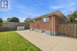 343 DUNCOMBE DRIVE | Burlington Ontario | Slide Image Forty