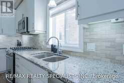3251 TURNER CRESCENT | London Ontario | Slide Image Eight
