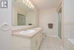 6 ARTISAN LANE | Alliston Ontario | Slide Image Eighteen