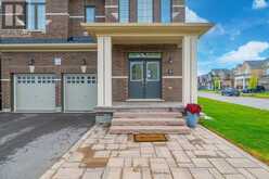 102 NOTTINGHAM ROAD | Barrie Ontario | Slide Image Three
