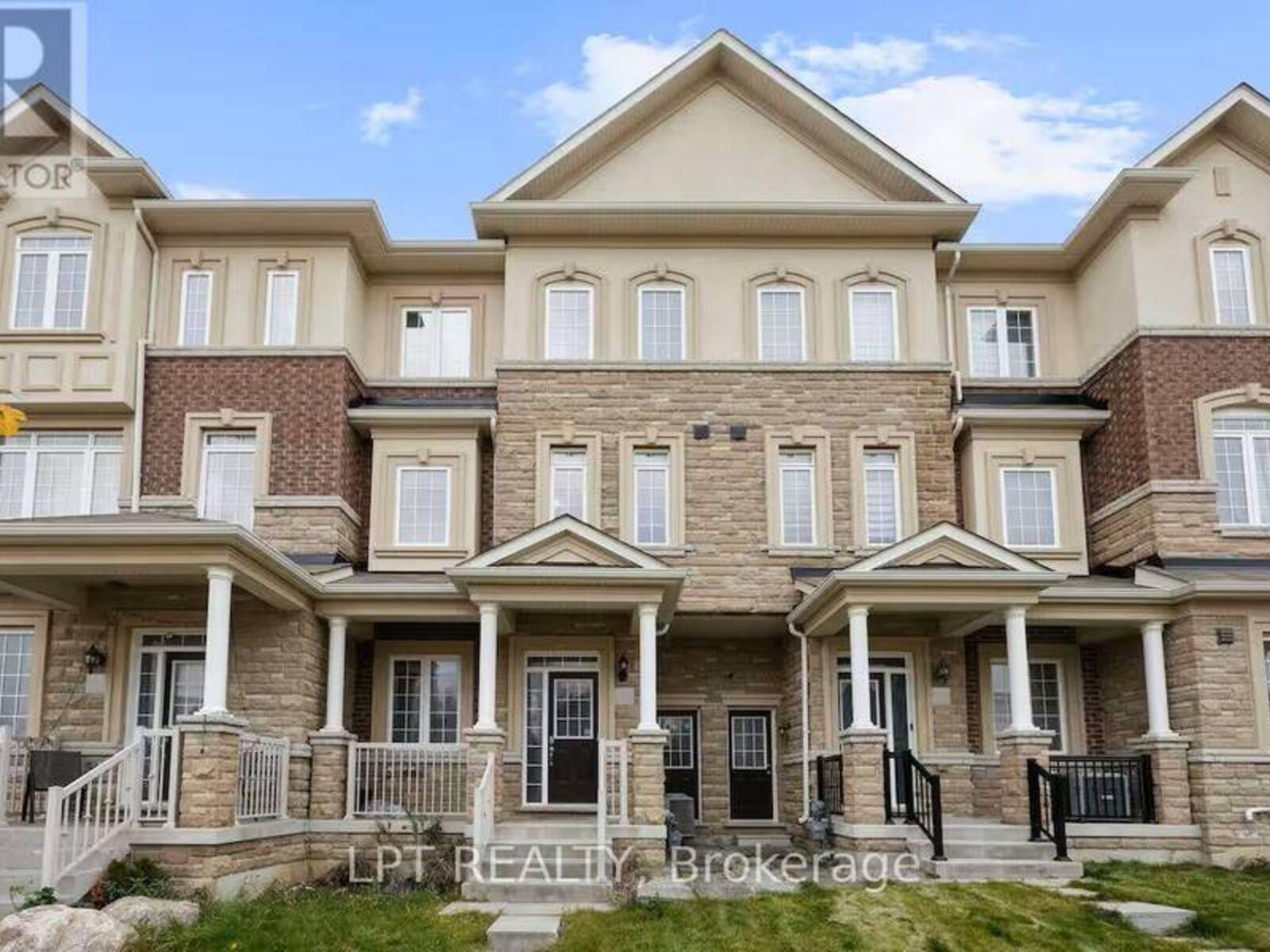 341 REMEMBRANCE ROAD, Brampton, Ontario L7A 4X5