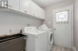 2055 HUNTERS WOOD DRIVE | Burlington Ontario | Slide Image Seventeen