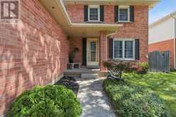 2055 HUNTERS WOOD DRIVE | Burlington Ontario | Slide Image Two