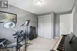 2055 HUNTERS WOOD DRIVE | Burlington Ontario | Slide Image Thirty-three