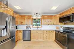 1143 RIGNALLS ROAD E | Bracebridge Ontario | Slide Image Seven