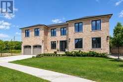 372 MANHATTAN DRIVE | London Ontario | Slide Image Two