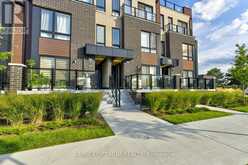 4 - 235 MCLEVIN AVENUE | Toronto Ontario | Slide Image Three
